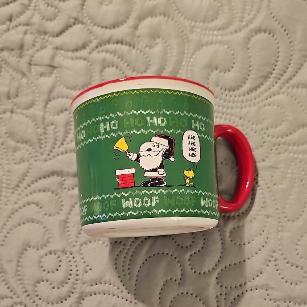 Peanuts Snoopy Christmas Mug - Green and Red with Holiday Design
